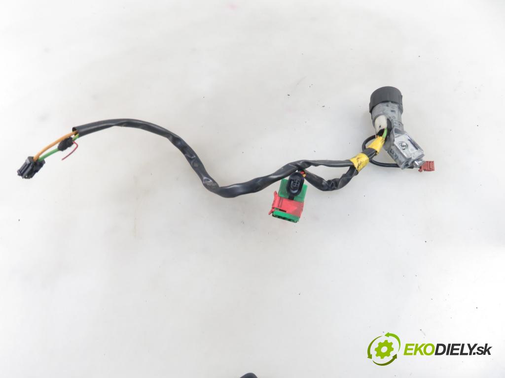 CITROEN C3 I (FC_) HB 2004 44,00 1.1 i - HFX (TU1A) 1124,00 spinačka 9652781780 (Spínacie skrinky a kľúče)