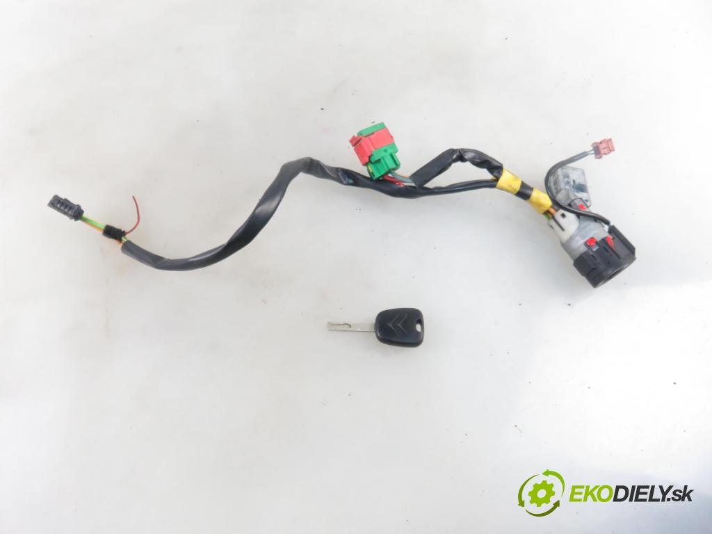 CITROEN C3 I (FC_) HB 2004 44,00 1.1 i - HFX (TU1A) 1124,00 spinačka 9652781780 (Spínacie skrinky a kľúče)