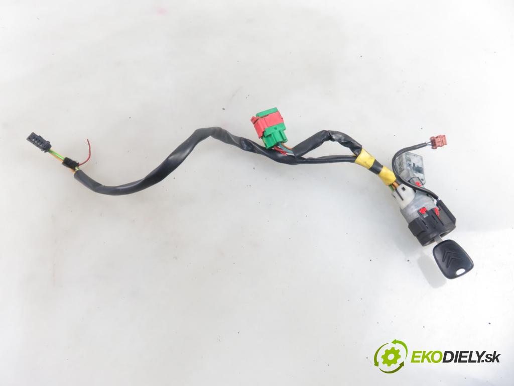 CITROEN C3 I (FC_) HB 2004 44,00 1.1 i - HFX (TU1A) 1124,00 spinačka 9652781780 (Spínacie skrinky a kľúče)