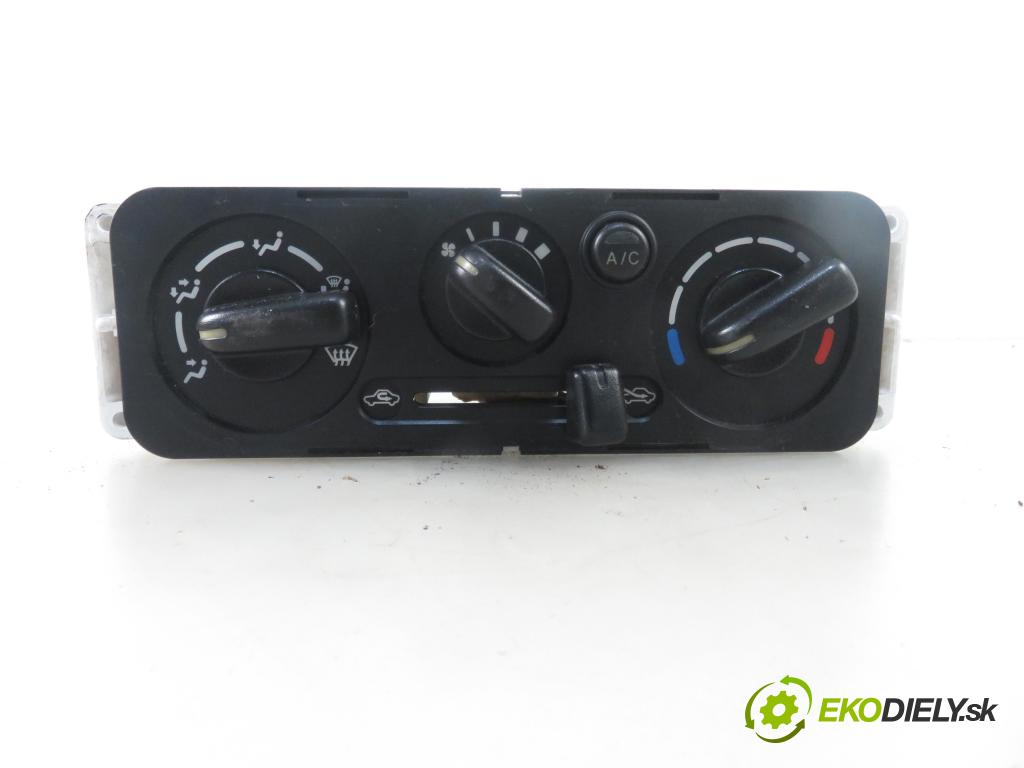 SUZUKI JIMNY (FJ) TERENOWY 2006 63,00 1.3 16V 4x4 (SN413) - 86 M13A 1328,00 Panel kúrenia KLIMATIZACE: