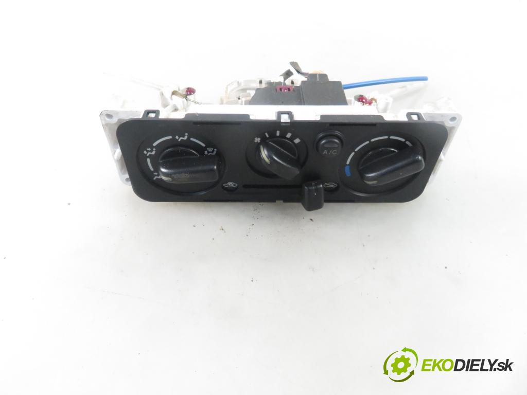SUZUKI JIMNY (FJ) TERENOWY 2006 63,00 1.3 16V 4x4 (SN413) - 86 M13A 1328,00 Panel kúrenia KLIMATIZACE: