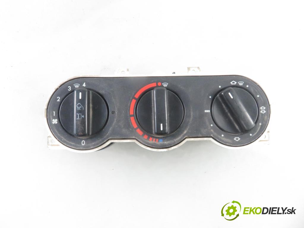 MERCEDES-BENZ SPRINTER 3-t Platforma / Podwozie (903) KABINA/PLATFORMA 1998 0,00 308 D 2.3 - OM 601.943 2299,00 Panel topení F650578D