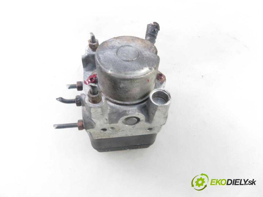 SUZUKI JIMNY (FJ) TERENOWY 2006 63,00 1.3 16V 4x4 (SN413) - 86 M13A 1328,00 Pumpa ABS  (Pumpy ABS)