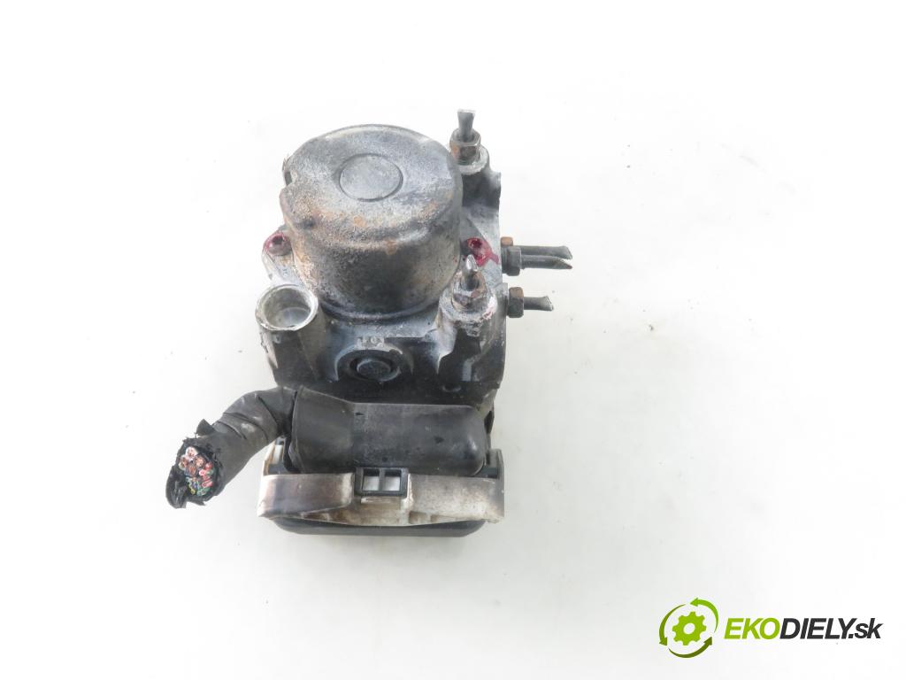 SUZUKI JIMNY (FJ) TERENOWY 2006 63,00 1.3 16V 4x4 (SN413) - 86 M13A 1328,00 Pumpa ABS  (Pumpy ABS)