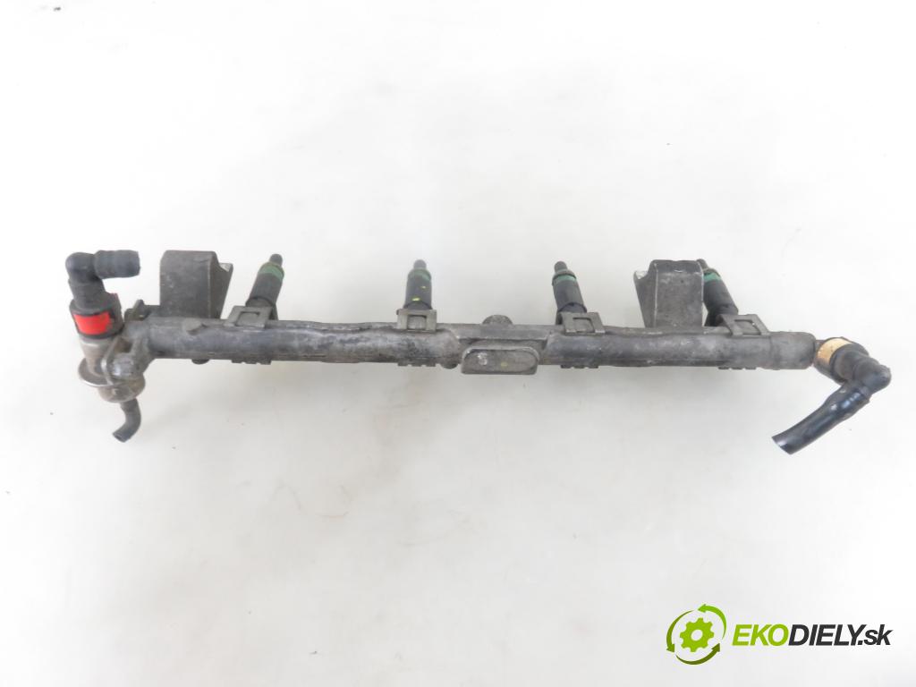 FORD FOCUS (DAW, DBW) HB 1998 74,00 1.6 16V - FYDD 1596,00 Lišta vstrekovacia 98MFBA9F593 ; 98MF9H487 ; 98MF9D280 (Vstrekovacie lišty)