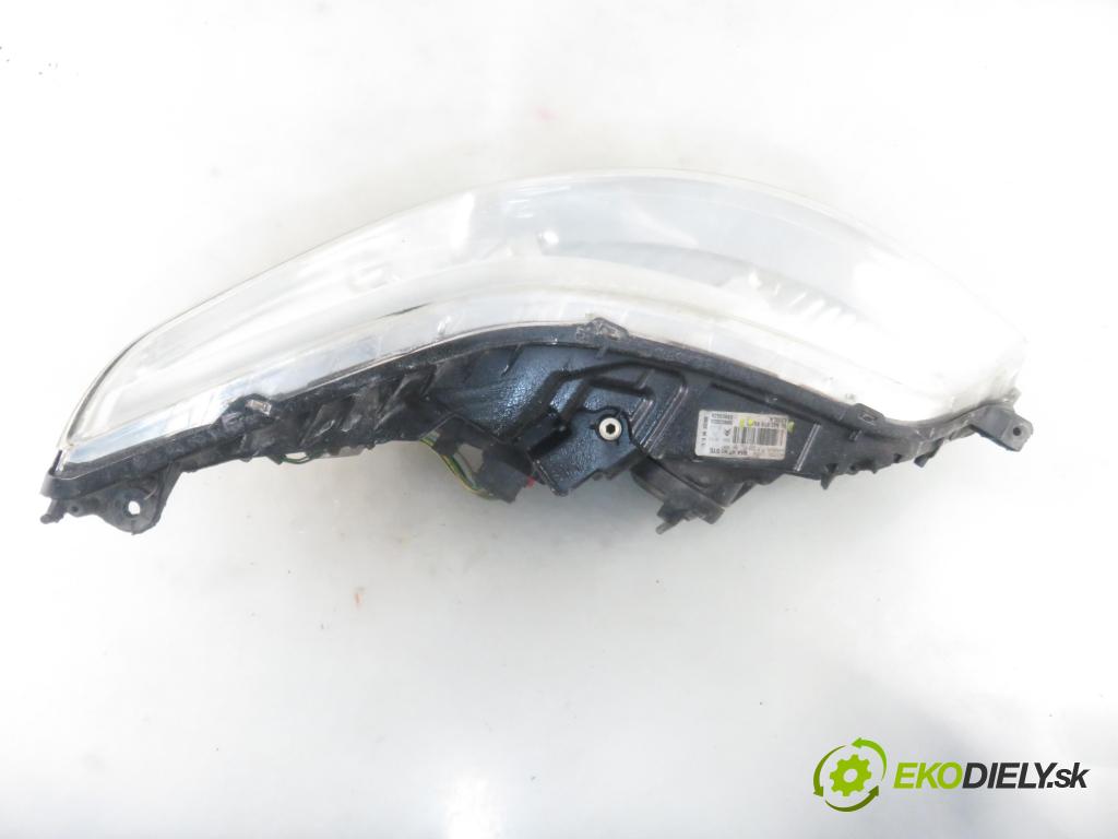 CITROEN C4 I (LC_) HB 2005 80,00 1.6 HDi 109 - 9HZ (DV6TED4) 1560,00 Svetlo LP 9684381980