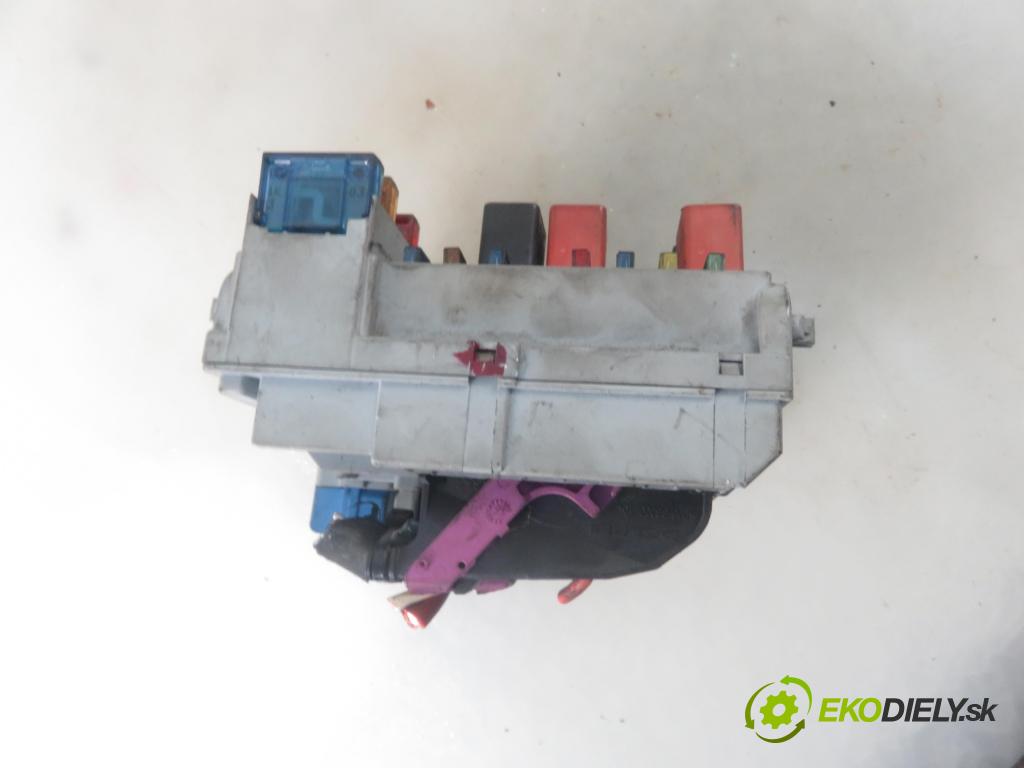 FIAT STILO (192_) HB 2001 59,00 1.9 JTD (192_XF1A) - 192 A3.000 1910,00 MODUL BSI 46796538