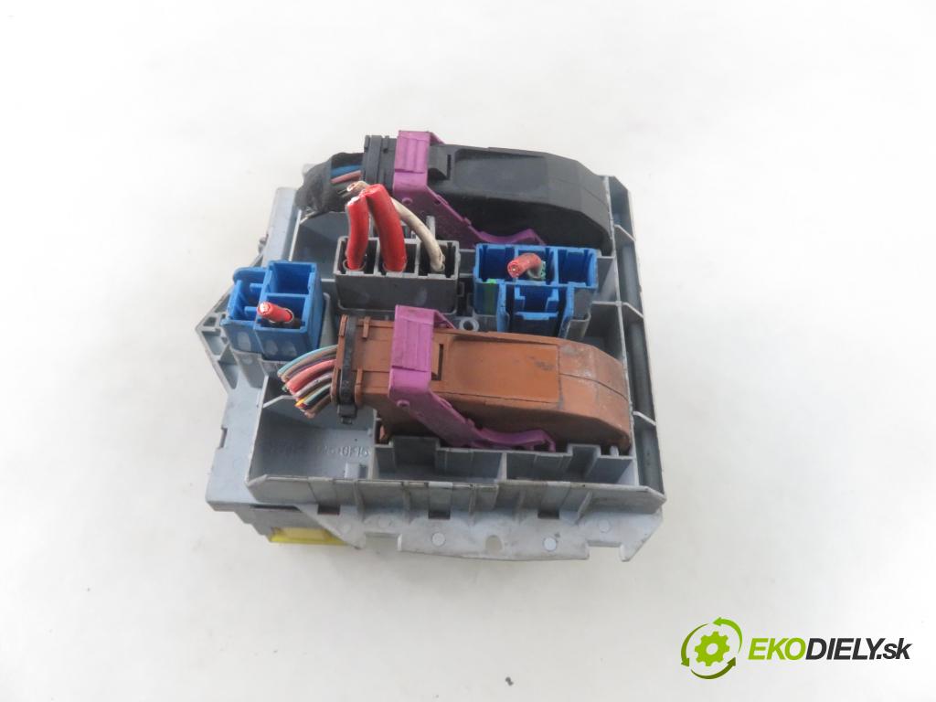 FIAT STILO (192_) HB 2001 59,00 1.9 JTD (192_XF1A) - 192 A3.000 1910,00 MODUL BSI 46796538