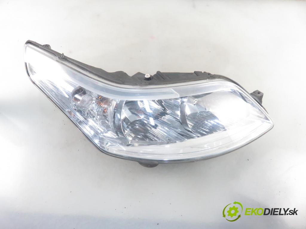 CITROEN C4 I (LC_) HB 2006 80,00 1.6 HDi 109 - 9HZ (DV6TED4) 1560,00 Svetlo PP 89037600A