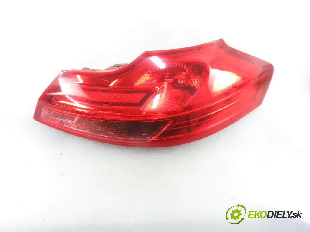 OPEL INSIGNIA A Sports Tourer (G09) KOMBI 2010 118,00 2.0 CDTI 160 - A 20 DTH 1956,00 Svetlo pravé zadné kufor 13277878QG