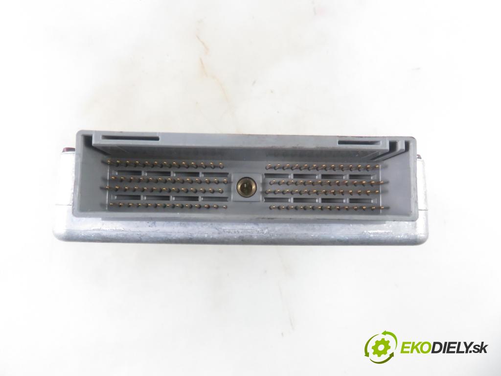 MAZDA 626 V (GF) LIFTBACK 2001 85,00 2 - FS 1991,00 řídící jednotka motora FS5S18881C