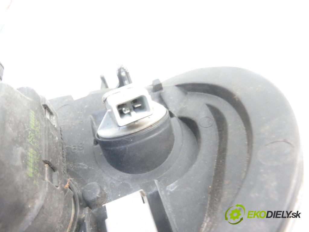 CITROEN SAXO (S0, S1) HB 2000 37,00 1.0 X - CDZ (TU9M) 954,00 Svetlo LP 9636331780