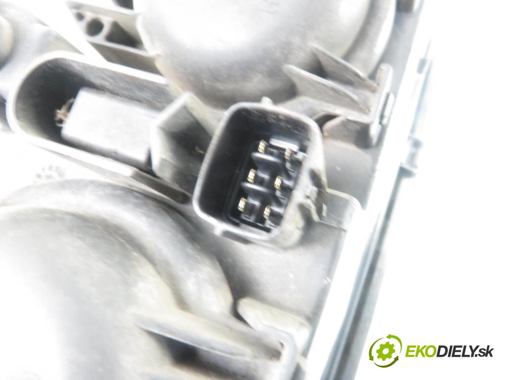 MAZDA 626 V (GF) LIFTBACK 2001 85,00 2 - FS 1991,00 Svetlo LP