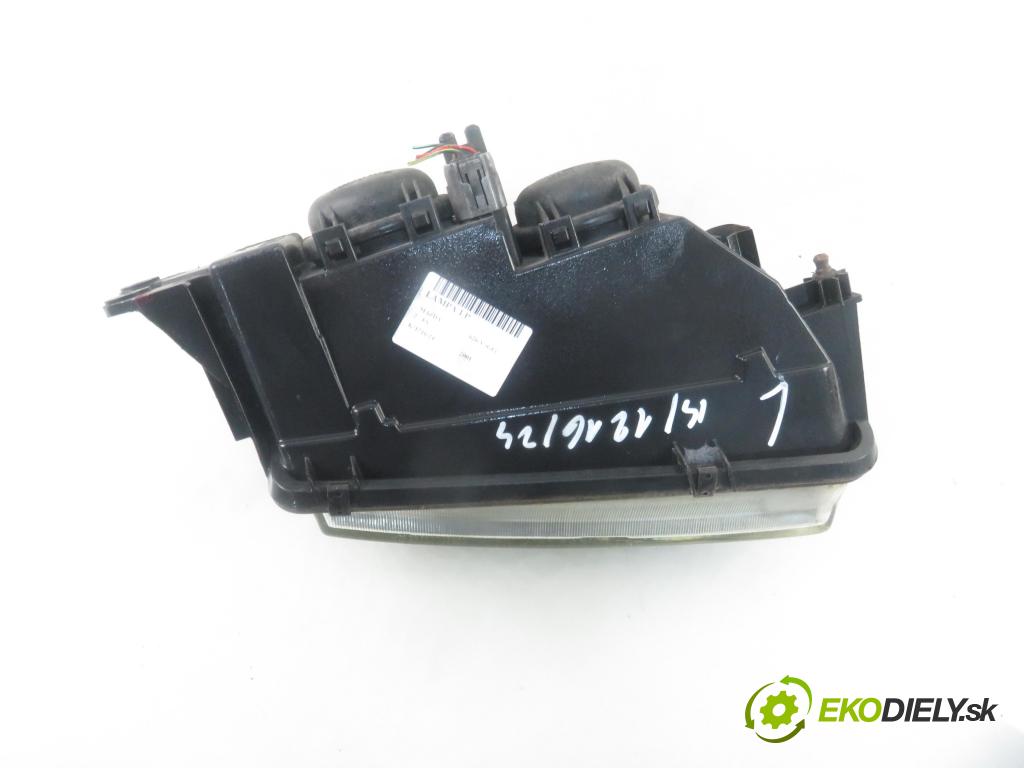 MAZDA 626 V (GF) LIFTBACK 2001 85,00 2 - FS 1991,00 Svetlo LP
