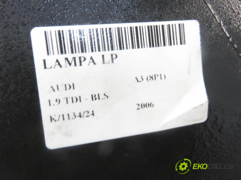 AUDI A3 (8P1) HB 2006 77,00 1.9 TDI - BLS 1896,00 Svetlo LP 8P0941003K
