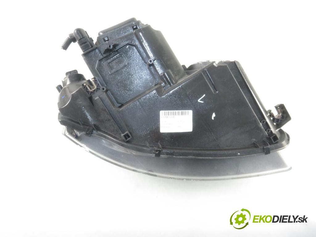 AUDI A3 (8P1) HB 2006 77,00 1.9 TDI - BLS 1896,00 Svetlo LP 8P0941003K
