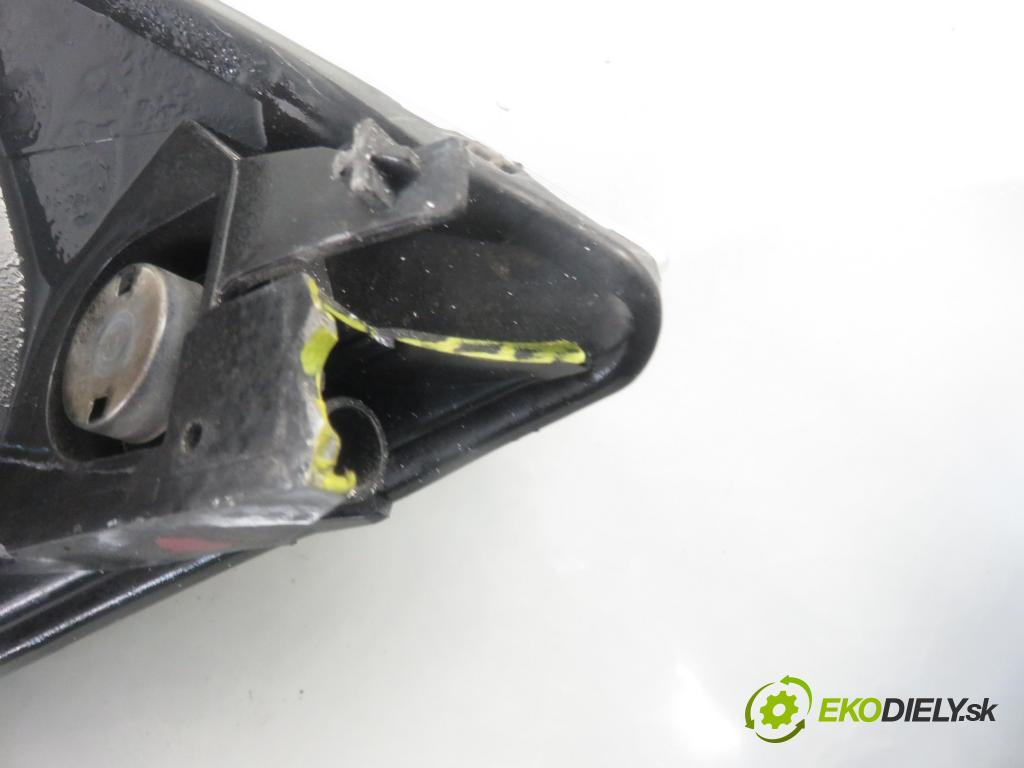 RENAULT ESPACE IV (JK0/1_) MINIVAN 2006 85,00 1.9 dCi 116 - F9Q 820 1870,00 Svetlo LP 8200394706