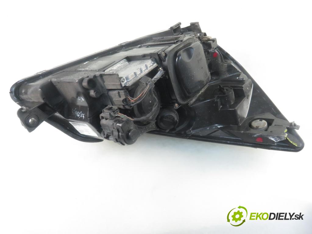 RENAULT ESPACE IV (JK0/1_) MINIVAN 2006 85,00 1.9 dCi 116 - F9Q 820 1870,00 Svetlo LP 8200394706