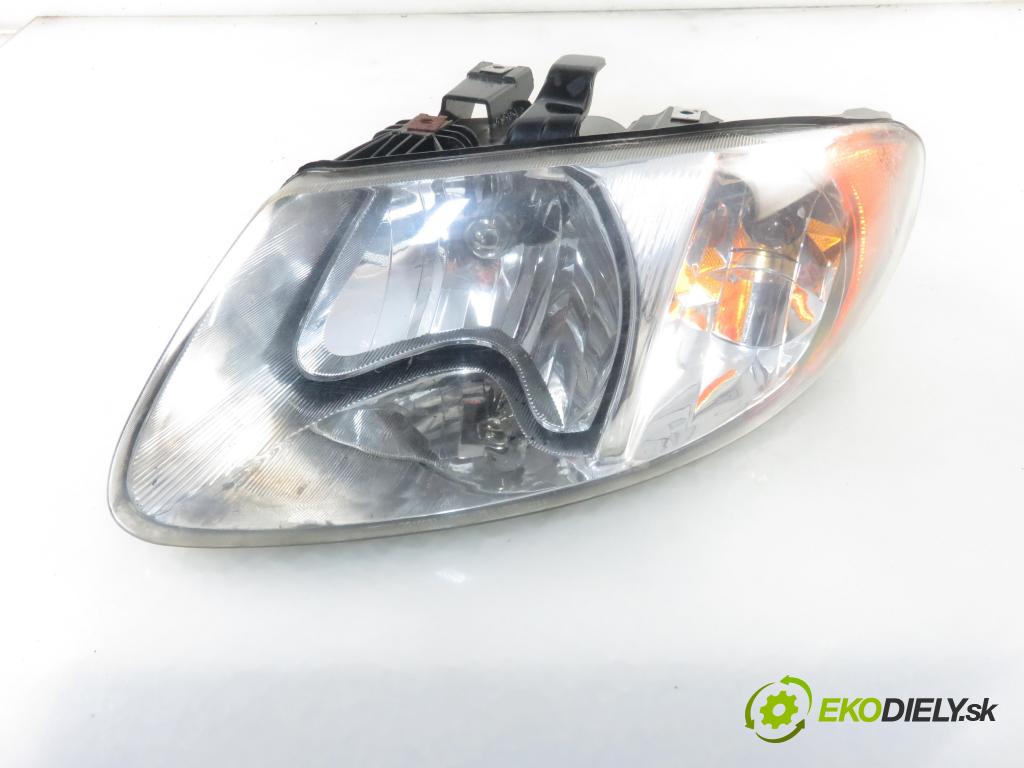 CHRYSLER VOYAGER IV (RG, RS) MINIVAN 2001 105,00 2.5 CRD 143 - ENJ 2499,00 Svetlo LP