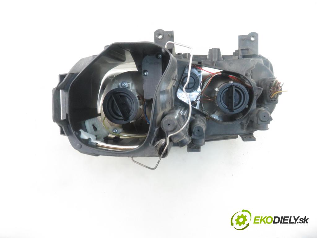 VW TOURAN (1T1, 1T2) MINIVAN 2005 77,00 1.9 TDI - BKC 1896,00 Svetlo PP 0301205202 ; 1T0941006F