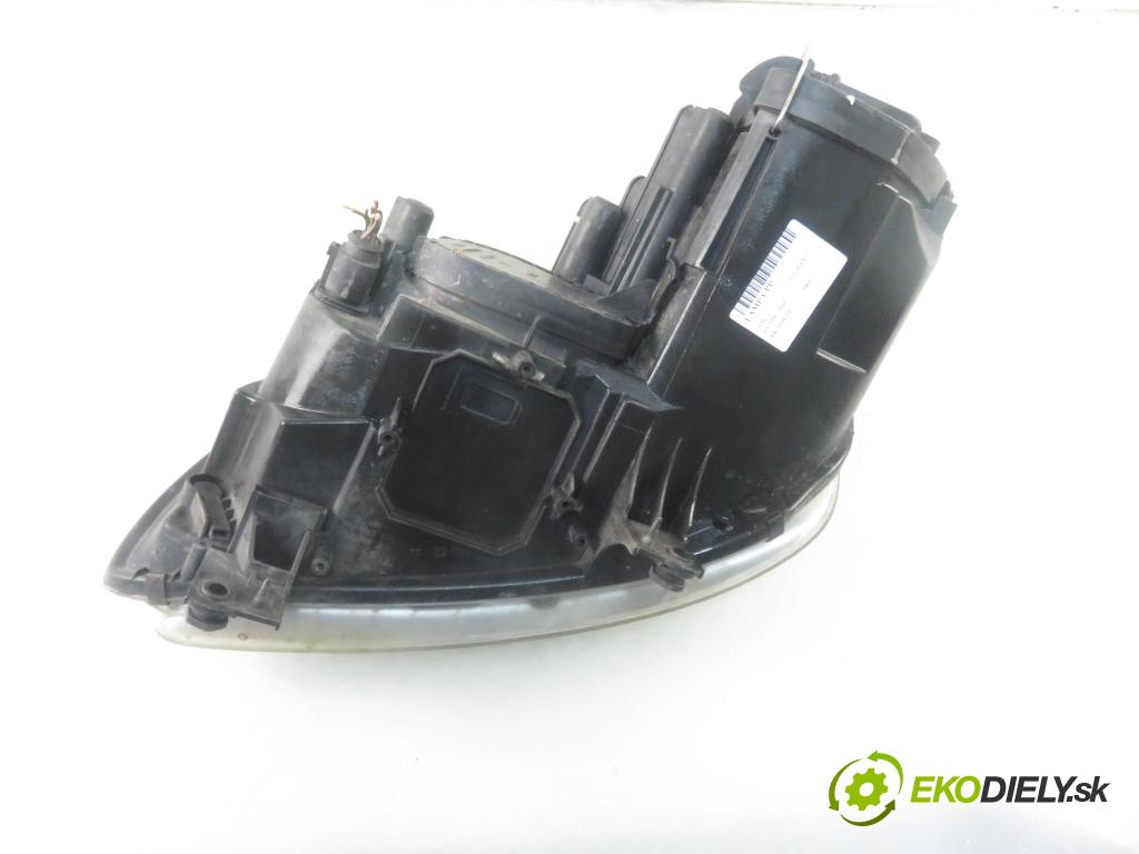VW TOURAN (1T1, 1T2) MINIVAN 2005 77,00 1.9 TDI - BKC 1896,00 Svetlo PP 0301205202 ; 1T0941006F
