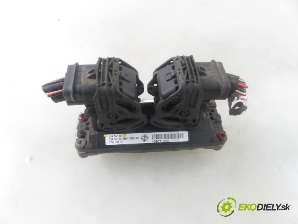 FIAT PANDA (169_) HB 2003 40,00 1.1 54 - 187 A1.000 1108,00 řídící jednotka motora 55192634 ; IAW5AFSM