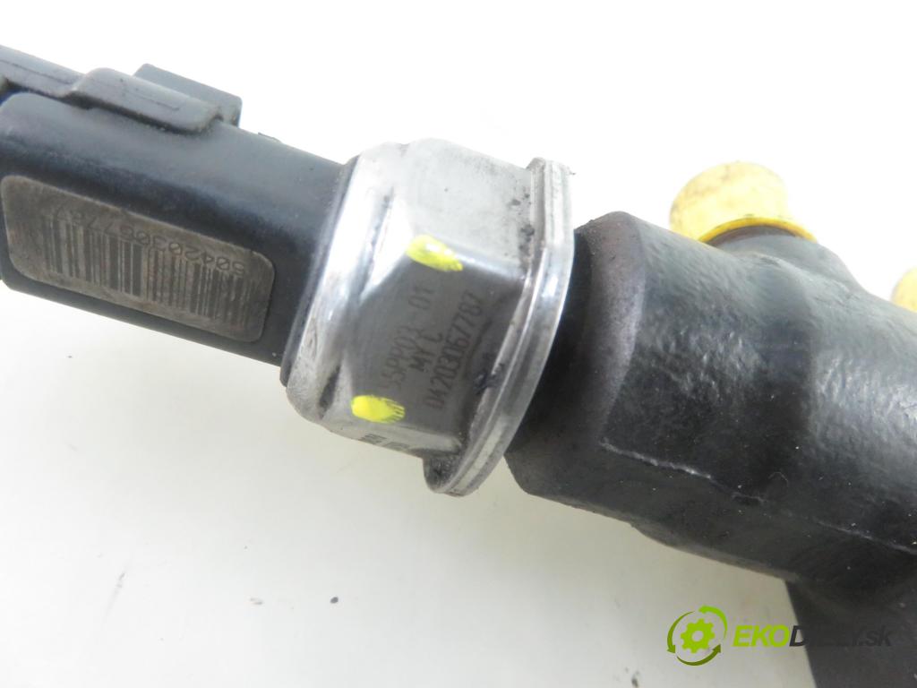 CITROEN C3 I (FC_) HB 2004 66,00 1.4 16V HDi - 8HY (DV4TED4) 1398,00 Lišta vstrekovacia 9653073880 ; 55PP0301 (Vstrekovacie lišty)