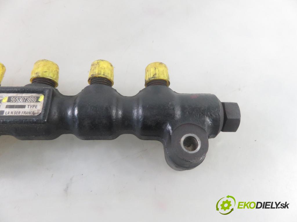 CITROEN C3 I (FC_) HB 2004 66,00 1.4 16V HDi - 8HY (DV4TED4) 1398,00 Lišta vstrekovacia 9653073880 ; 55PP0301 (Vstrekovacie lišty)