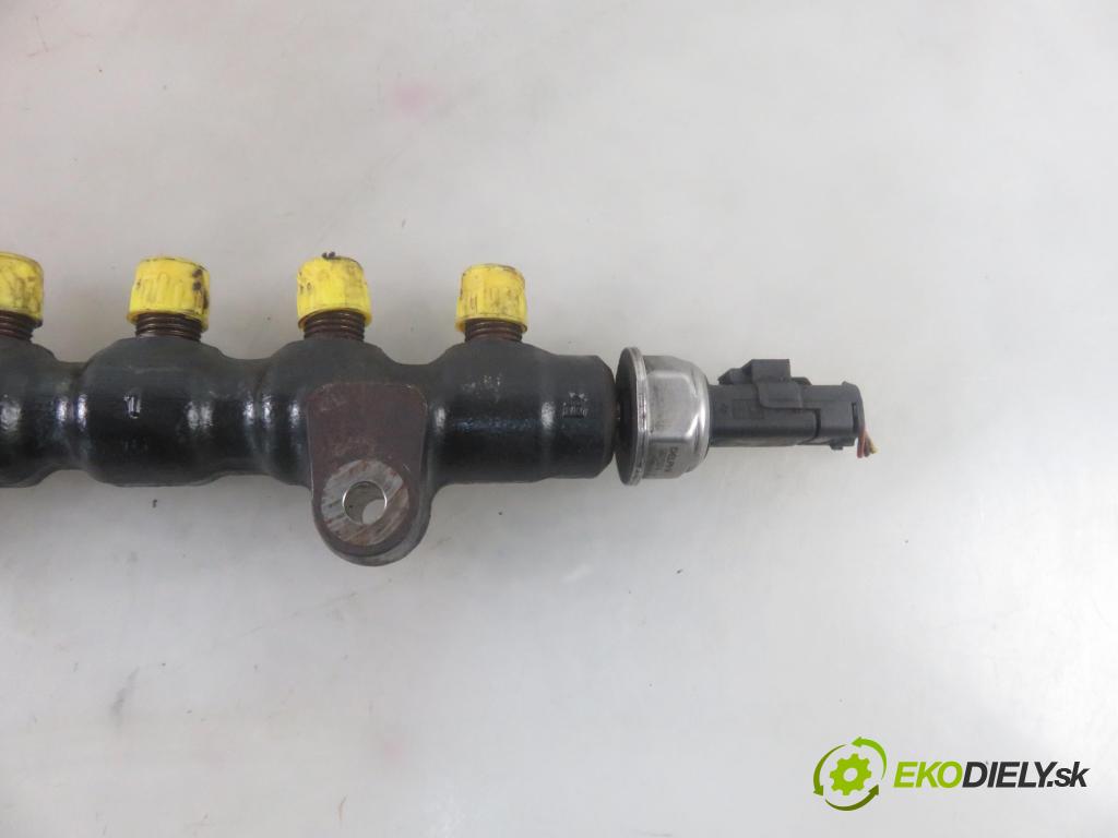 CITROEN C3 I (FC_) HB 2004 66,00 1.4 16V HDi - 8HY (DV4TED4) 1398,00 Lišta vstrekovacia 9653073880 ; 55PP0301 (Vstrekovacie lišty)