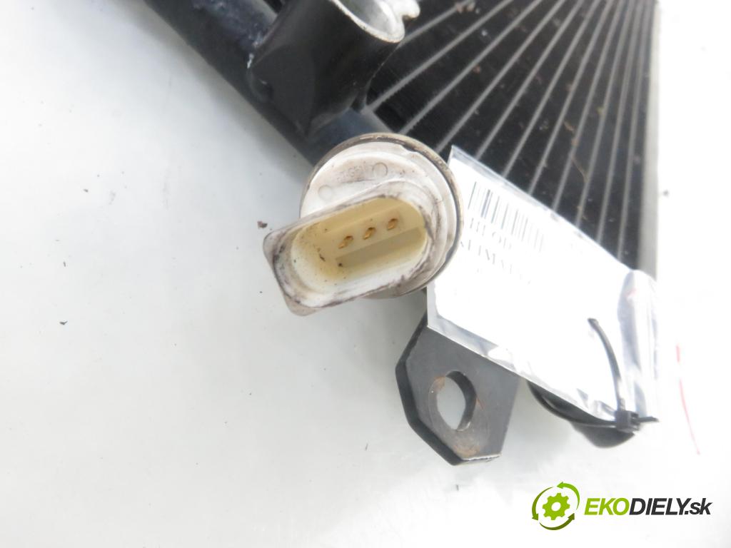 AUDI A6 (4F2, C6) SEDAN 2005 165,00 3.0 TDI quattro - BMK 2967,00 chladič klimatizácie  (Chladiče klimatizácie)