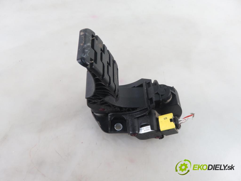 VOLVO FH II CIĄGNIK SIODŁOWY 2018 375,00 500 - D13C500 12777,00 Potenciometer plynu 84416421 (Potenciometer plynového pedálu)