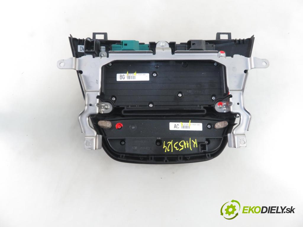 OPEL INSIGNIA A sedan (G09) SEDAN 2008 118,00 2.0 CDTI 160 - A 20 DTH 1956,00 Panel kúrenia KLIMATRONIK 13273256 ; 13273095