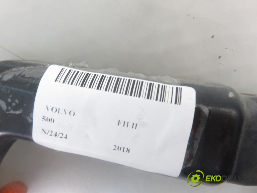 VOLVO FH II CIĄGNIK SIODŁOWY 2018 375,00 500 - D13C500 12777,00 RAMENO: stierače LP 82485664