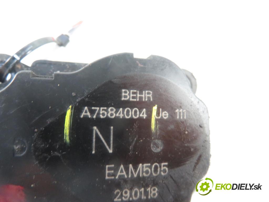 VOLVO FH II CIĄGNIK SIODŁOWY 2018 375,00 500 - D13C500 12777,00 Motorček dverí kúrenia A7584004