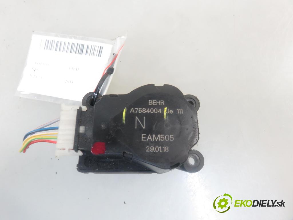 VOLVO FH II CIĄGNIK SIODŁOWY 2018 375,00 500 - D13C500 12777,00 Motorček dverí kúrenia A7584004