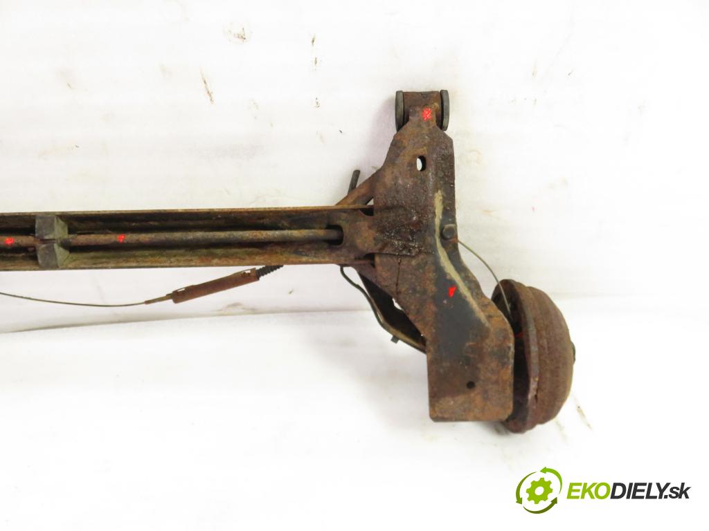 OPEL CORSA B (S93) HB 1998 40,00 1.0 i 12V 54 - X 10 XE 973,00 výztuha zadní část