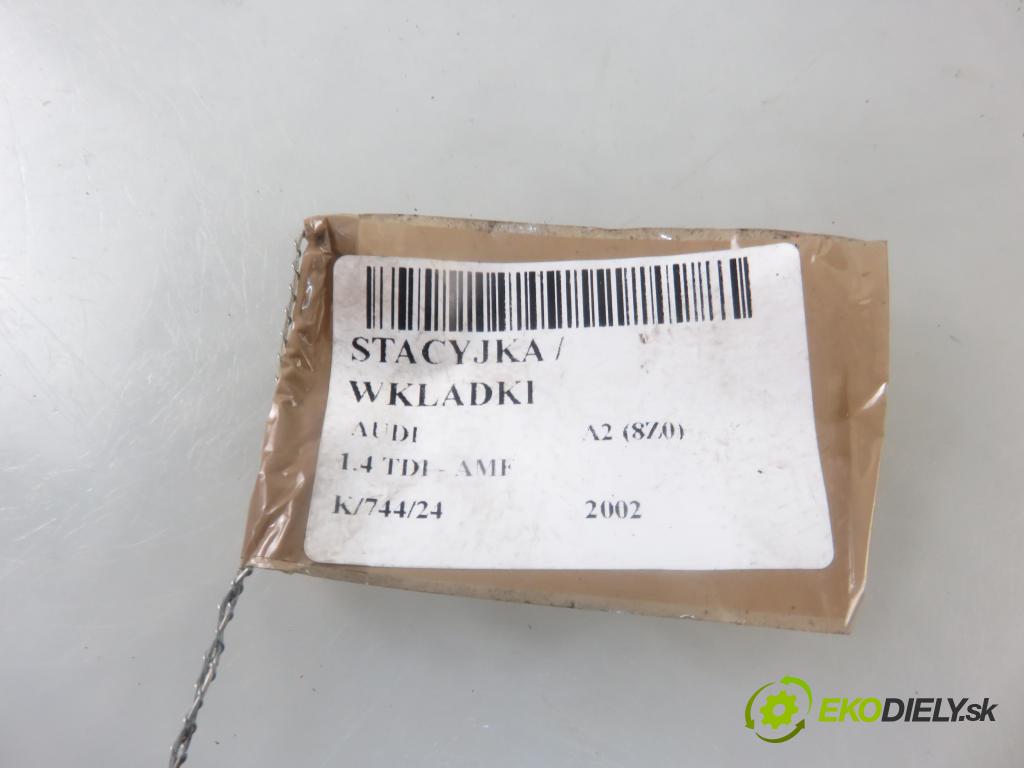 AUDI A2 (8Z0) HB 2002 55,00 1.4 TDI - AMF 1422,00 spinačka 4B0905851C (Spínacie skrinky a kľúče)