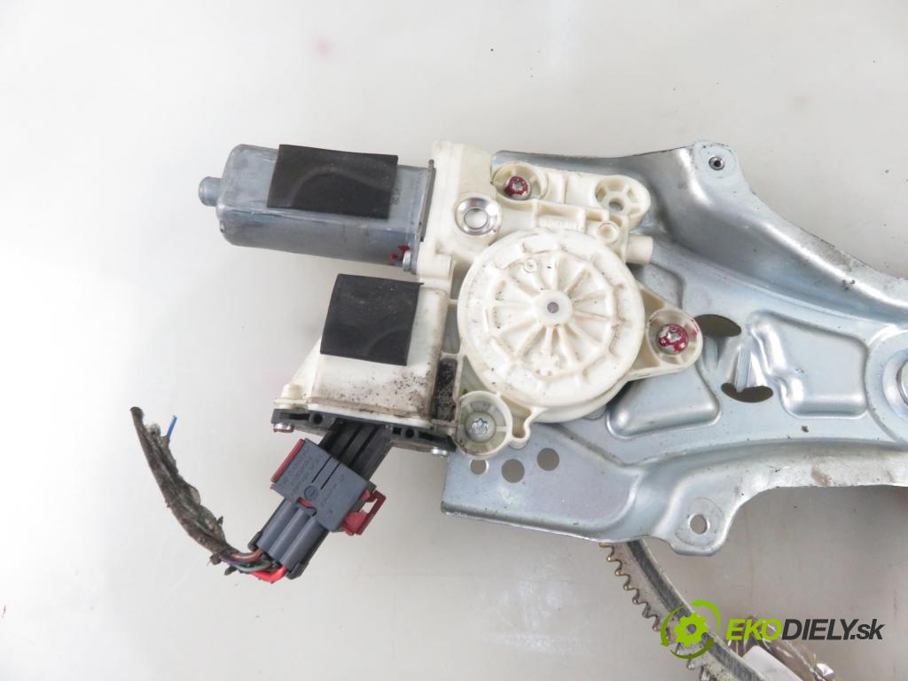OPEL VECTRA C GTS (Z02) LIFTBACK 2004 108,00 2.2 16V - Z 22 SE 2198,00 mechanismus oken PPE 9178988 ; 9178986