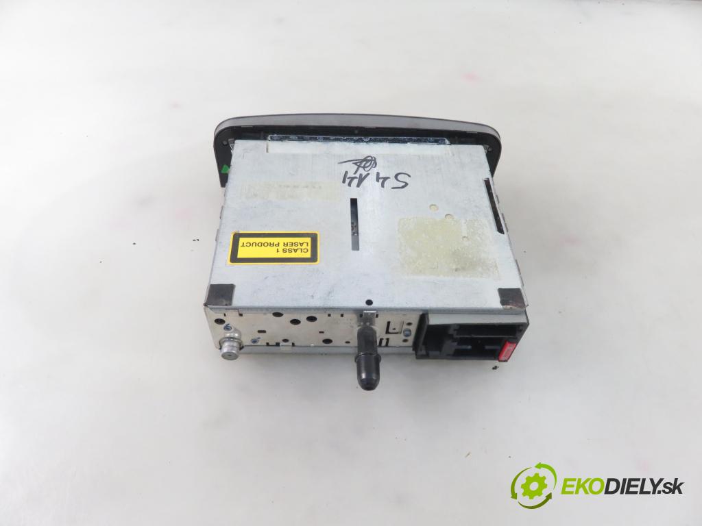 ALFA ROMEO 147 (937_) HB 2003 77,00 1.6 16V T.SPARK ECO 105 - AR 37203 1598,00 RADIO CD 