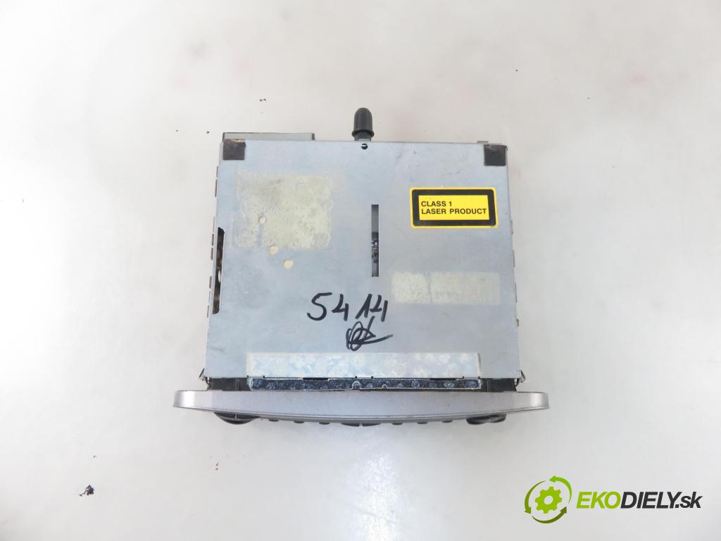 ALFA ROMEO 147 (937_) HB 2003 77,00 1.6 16V T.SPARK ECO 105 - AR 37203 1598,00 RADIO CD