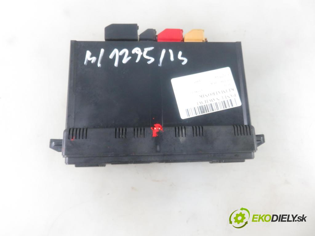 AUDI A3 (8L1) HB 1997 66,00 1.9 TDI - AGR 1896,00 Panel kúrenia KLIMATRONIK 8L0820043B ; 5HB00760800