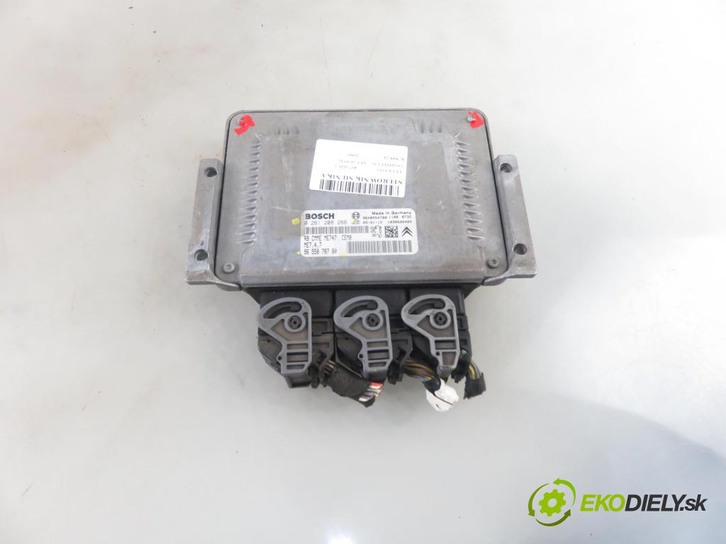 PEUGEOT 407 (6D_) SEDAN 2006 155,00 3.0 V6 (6DXFVJ) 211 -  XFV (ES9A) 2946,00 řídící jednotka motora 0261208266 ; 9655878780