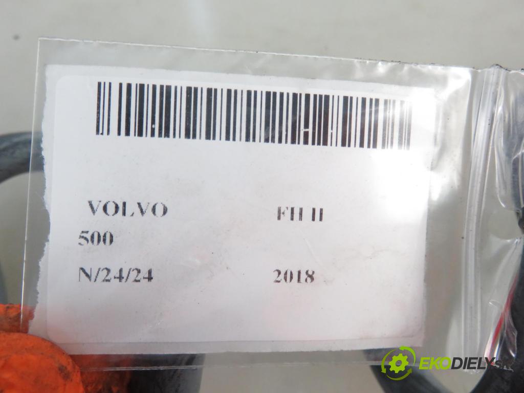 VOLVO FH II CIĄGNIK SIODŁOWY 2018 375,00 500 - D13C500 12777,00 rúrka PNEUMATICKÝ: nápravy 23369951