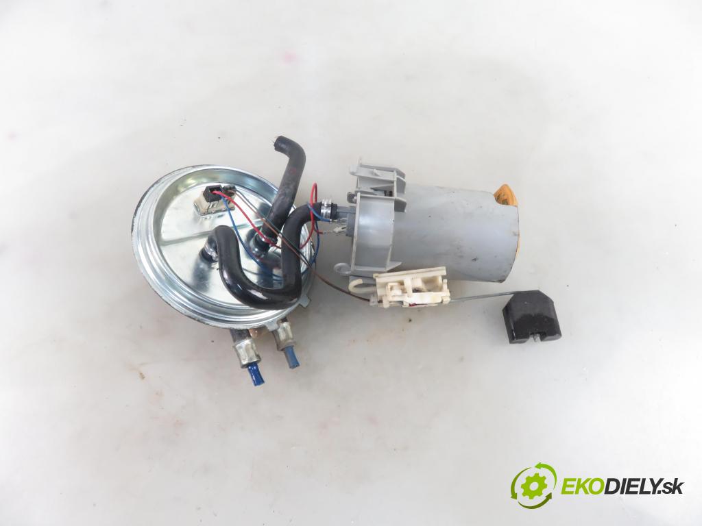 OPEL CORSA B (S93) HB 1998 40,00 1.0 i 12V 54 - X 10 XE 973,00 pumpa paliva 