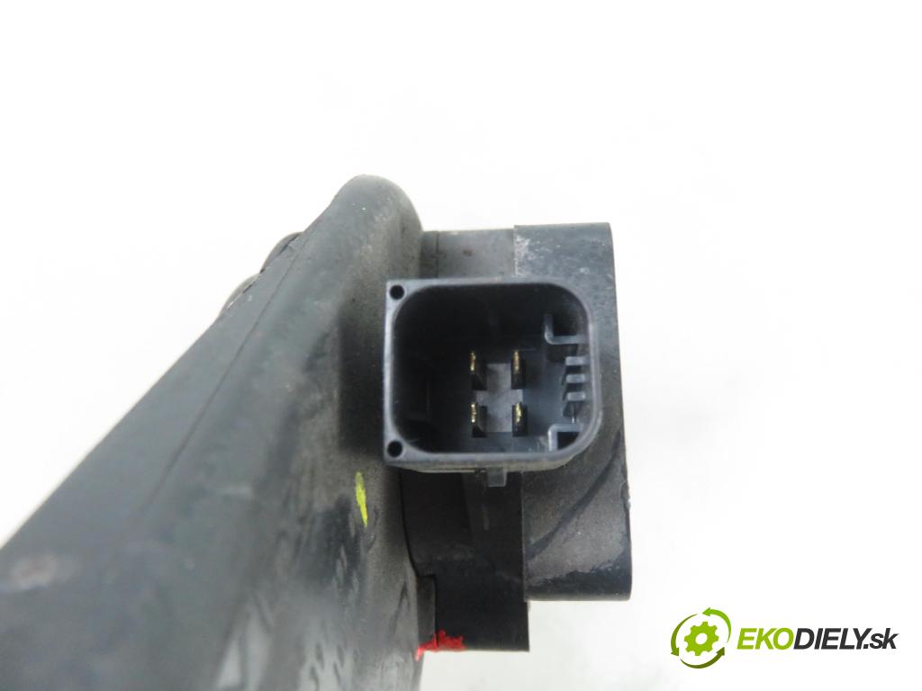 PEUGEOT 307 (3A/C) HB 2002 81,00 1.6 - NFU (TU5JP4) 1587,00 Potenciometer plynu 9639779180 (Pedále)