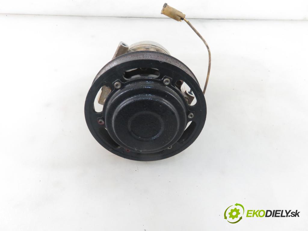 VOLVO FH II CIĄGNIK SIODŁOWY 2018 375,00 500 - D13C500 12777,00 KOMPRESOR: klimatizácie  (Kompresor klimatizácie)