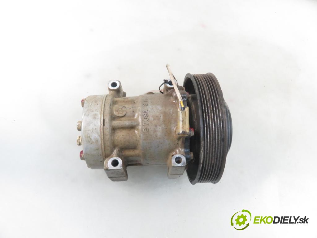 VOLVO FH II CIĄGNIK SIODŁOWY 2018 375,00 500 - D13C500 12777,00 KOMPRESOR: klimatizácie  (Kompresor klimatizácie)