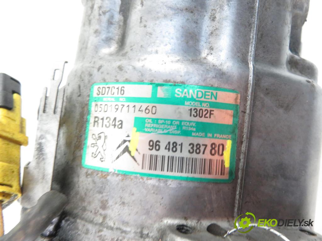 PEUGEOT 407 (6D_) SEDAN 2006 155,00 3.0 V6 (6DXFVJ) 211 -  XFV (ES9A) 2946,00 KOMPRESOR: klimatizace 9648138780 (Kompresory)