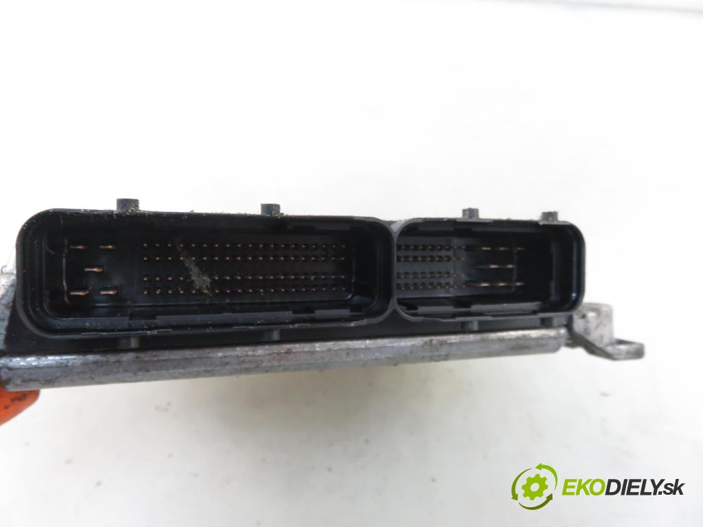 FIAT DUCATO Skrzynia (244_) HB 2002 81,00 2.3 JTD - F1AE0481C 2286,00 řídící jednotka motora 0281010488 ; 1329236080