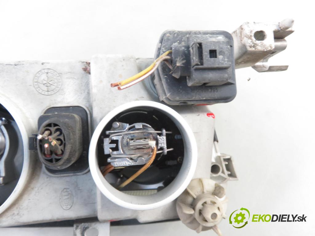 SKODA OCTAVIA I (1U2) LIFTBACK 1998 74,00 1.6 - AKL 1595,00 Svetlo LP 24608500